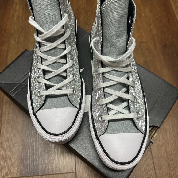 High-Top Silver Converse Sneakers - Picture 2 of 6